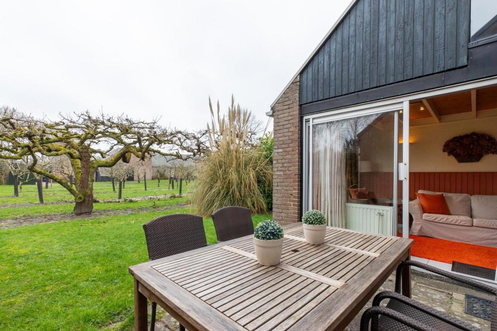 Vakantiehuis - De Haaijmanweg 5 | Burgh Haamstede 'Huisje 86' Exterior foto